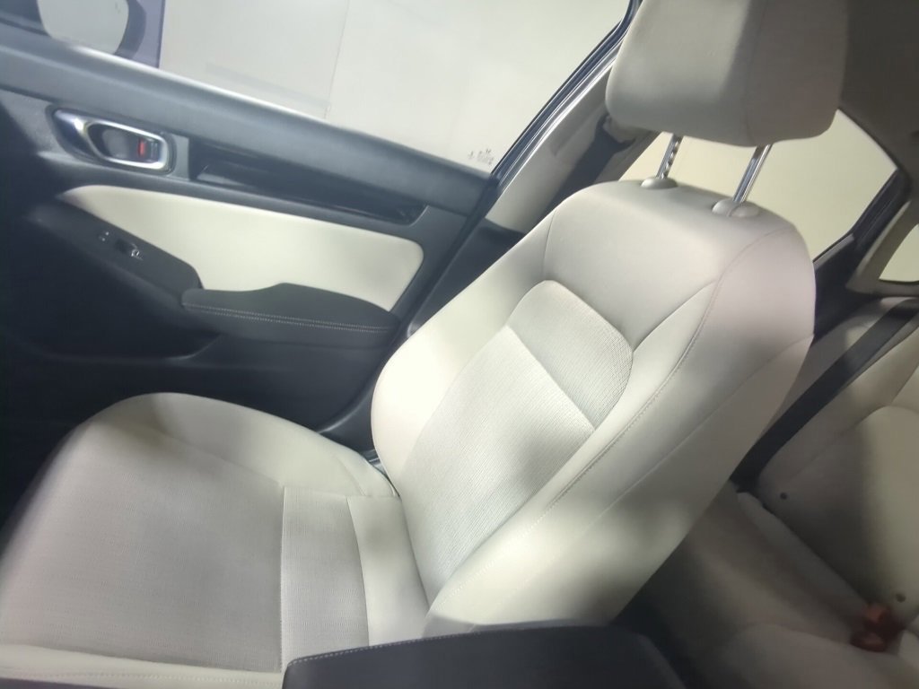Used 2022 Honda Civic EX image 15