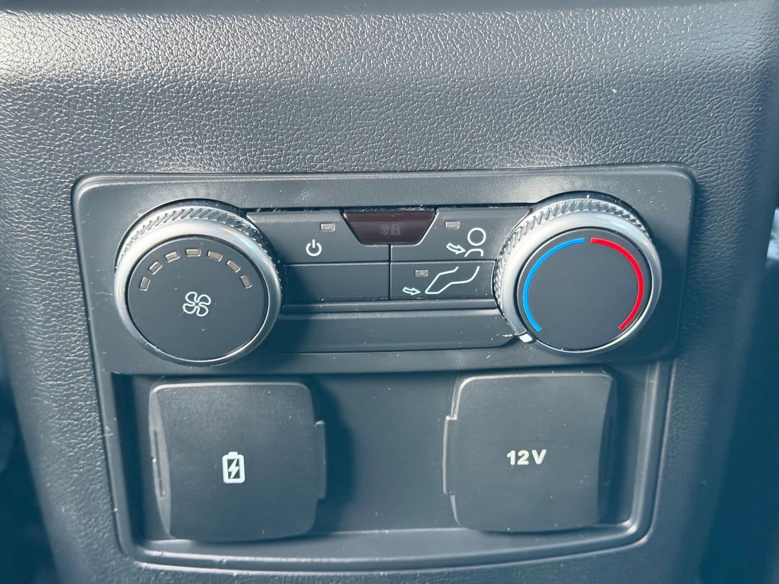 Certified 2022 Ford Explorer XLT w/ Equipment Group 202A image 25