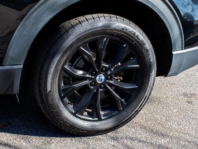 Certified 2022 Ford Explorer Limited w/ Equipment Group 301A image 6