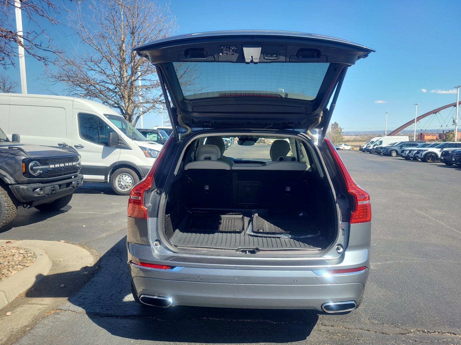 Used 2021 Volvo XC60 T5 Inscription w/ Advanced Package image 34