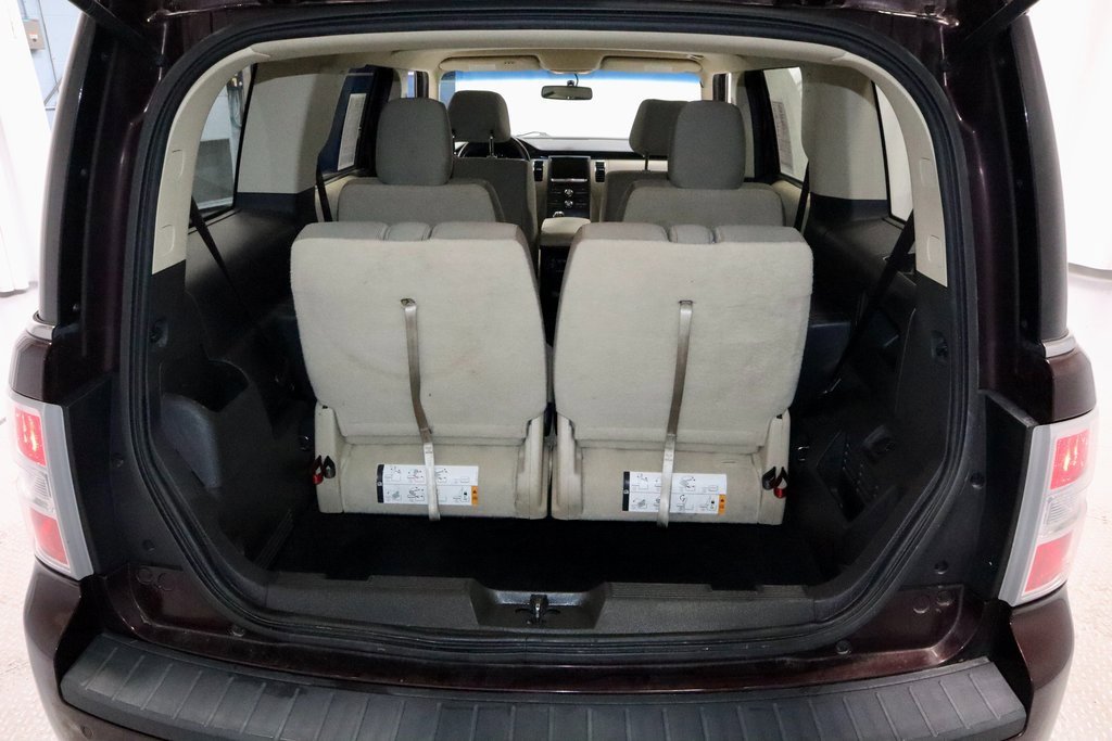 Certified 2018 Ford Flex SEL w/ Class III Trailer Tow Package image 14