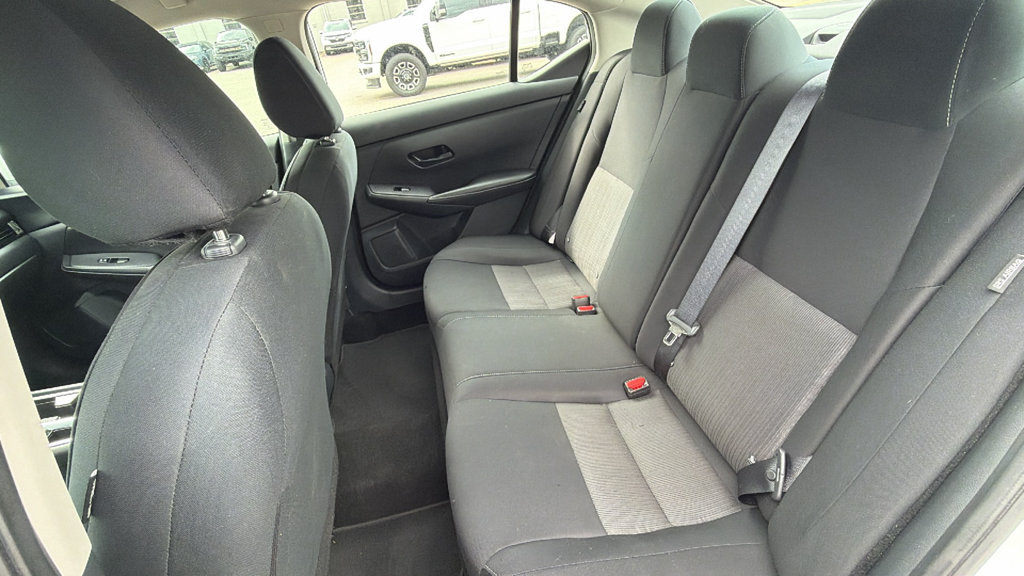 Used 2024 Nissan Sentra SV FWD image 22