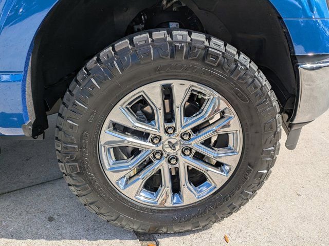 Certified 2025 Ford F150 Lariat w/ Equipment Group 501A Mid image 11