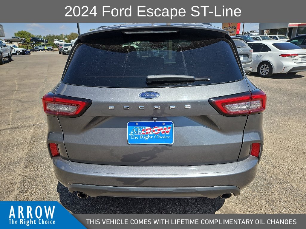 Certified 2024 Ford Escape ST-Line FWD image 11