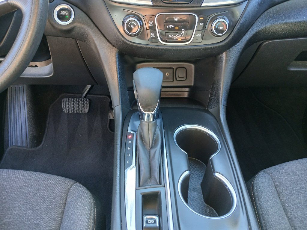 Used 2022 Chevrolet Equinox LT AWD/4WD image 17