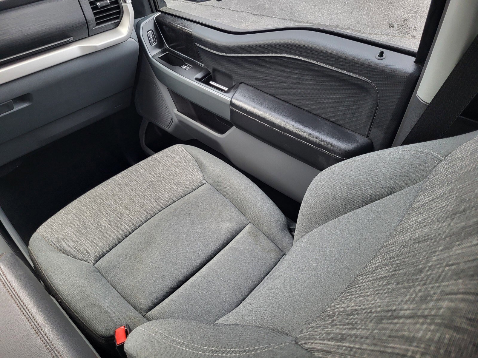 Certified 2022 Ford F150 XLT w/ Equipment Group 302A High image 16