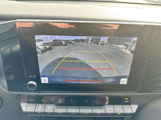 Used 2025 Toyota Camry LE image 18