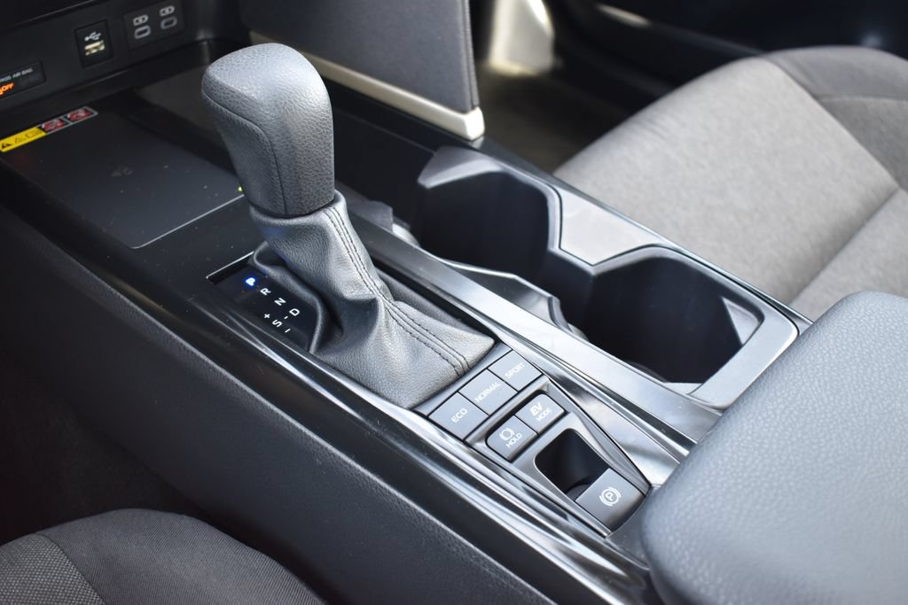 Used 2025 Toyota Camry LE FWD image 23