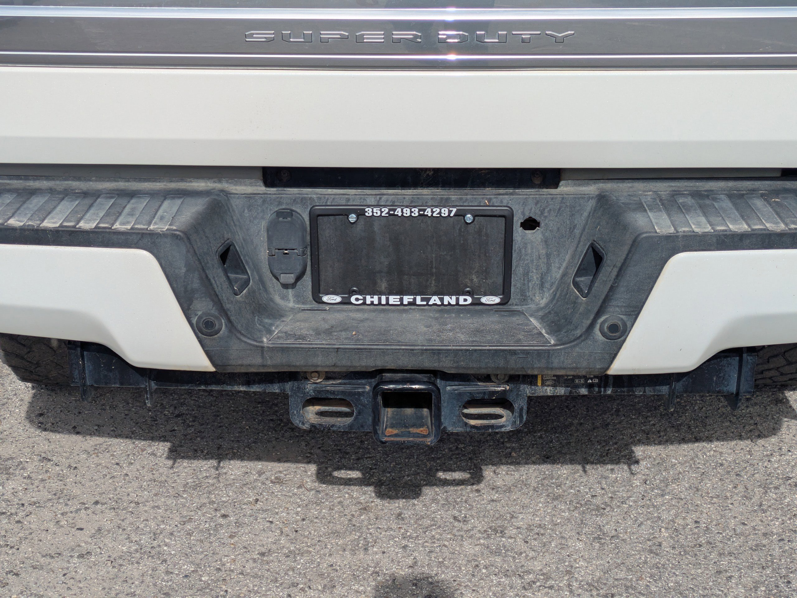 Certified 2021 Ford F250 Platinum w/ FX4 Off-Road Package image 10