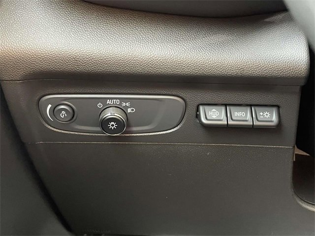 Used 2022 Buick Envision Avenir w/ Technology Package II image 19