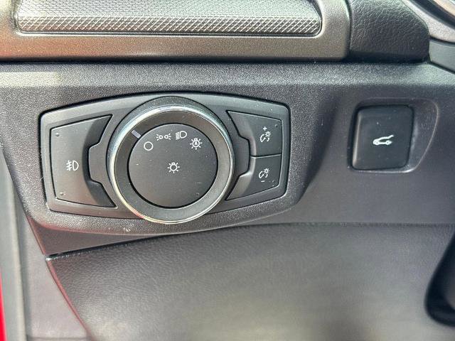 Certified 2020 Ford Fusion SE w/ Equipment Group 151A FWD image 19