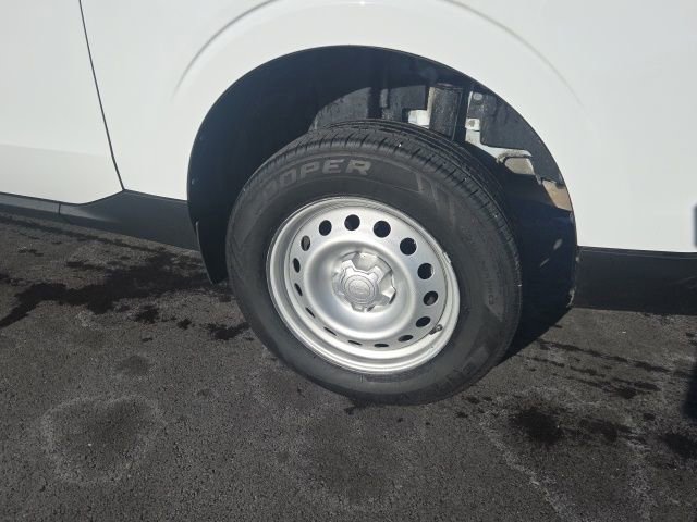 Certified 2022 Ford Maverick XL image 11