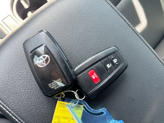 Used 2023 Toyota 4Runner TRD Sport AWD/4WD image 21