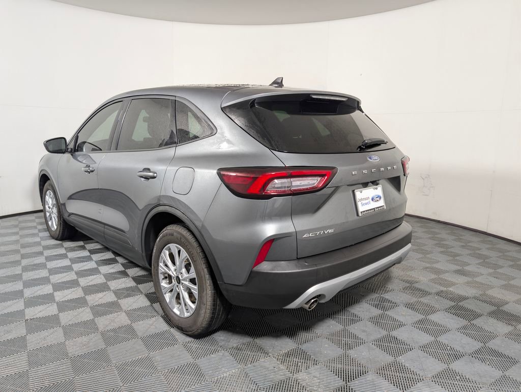 Certified 2025 Ford Escape Active FWD image 5