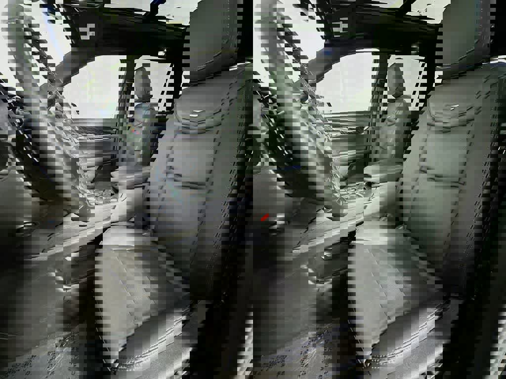 Used 2024 Cadillac XT6 Premium Luxury image 15