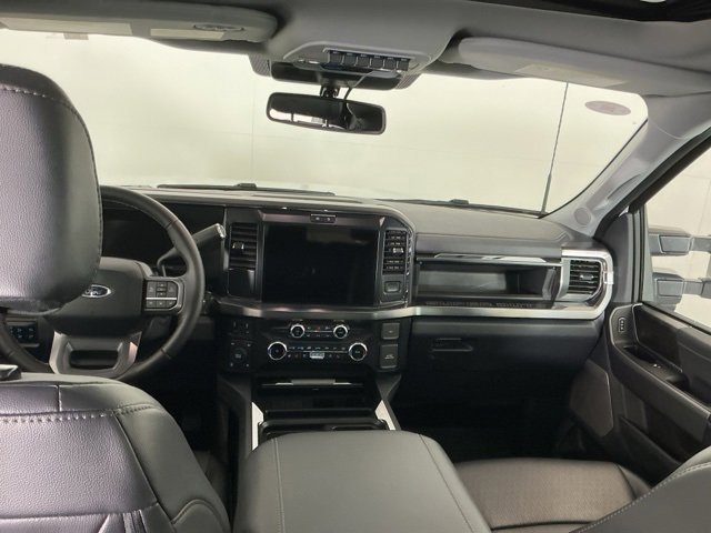 Certified 2025 Ford F350 Lariat w/ Black Appearance Package image 28