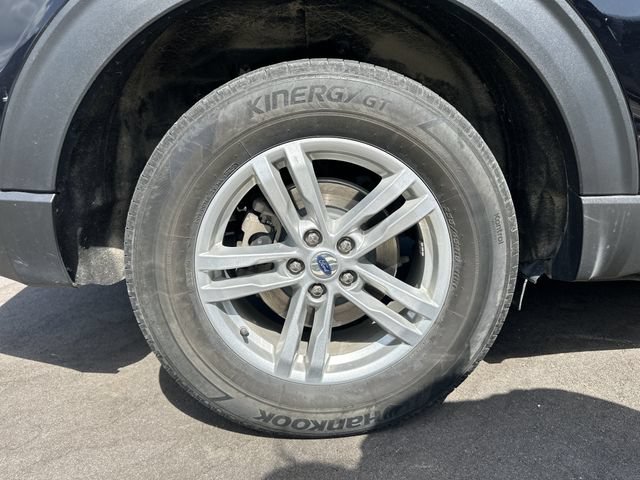 Certified 2023 Ford Explorer XLT w/ Equipment Group 202A AWD/4WD image 11