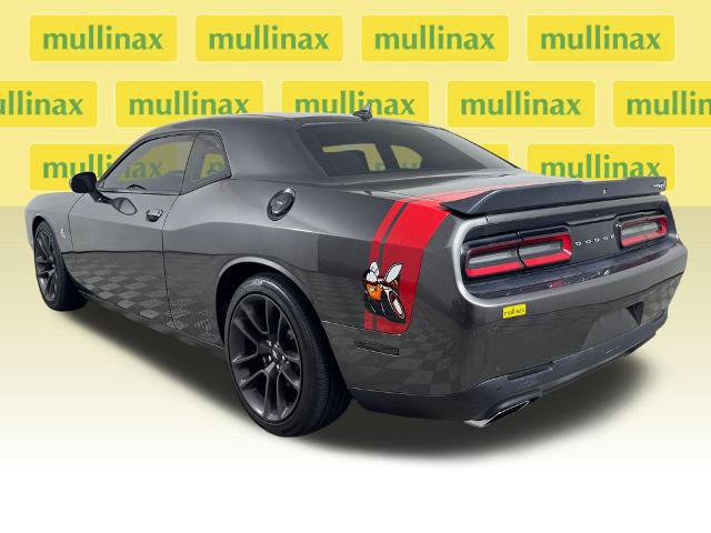 Used 2020 Dodge Challenger R/T Scat Pack w/ Scat Pack Stripe RWD image 11