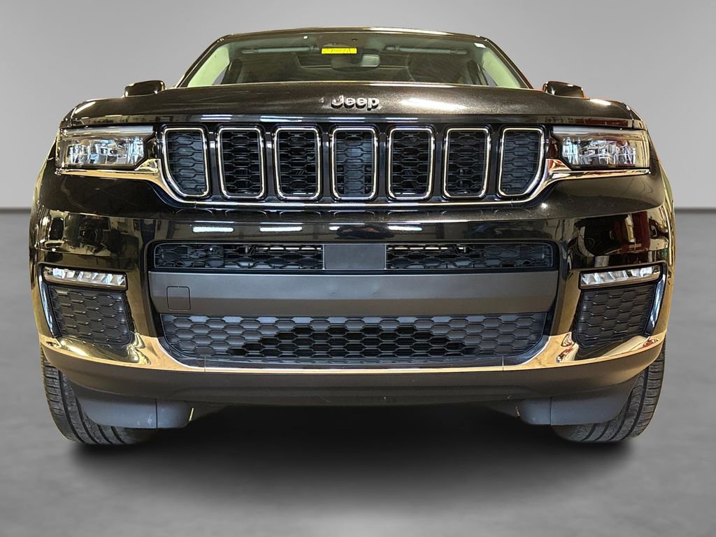Used 2021 Jeep Grand Cherokee L Limited AWD/4WD image 13
