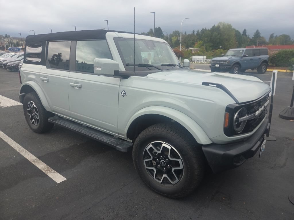 Certified 2024 Ford Bronco Outer Banks
