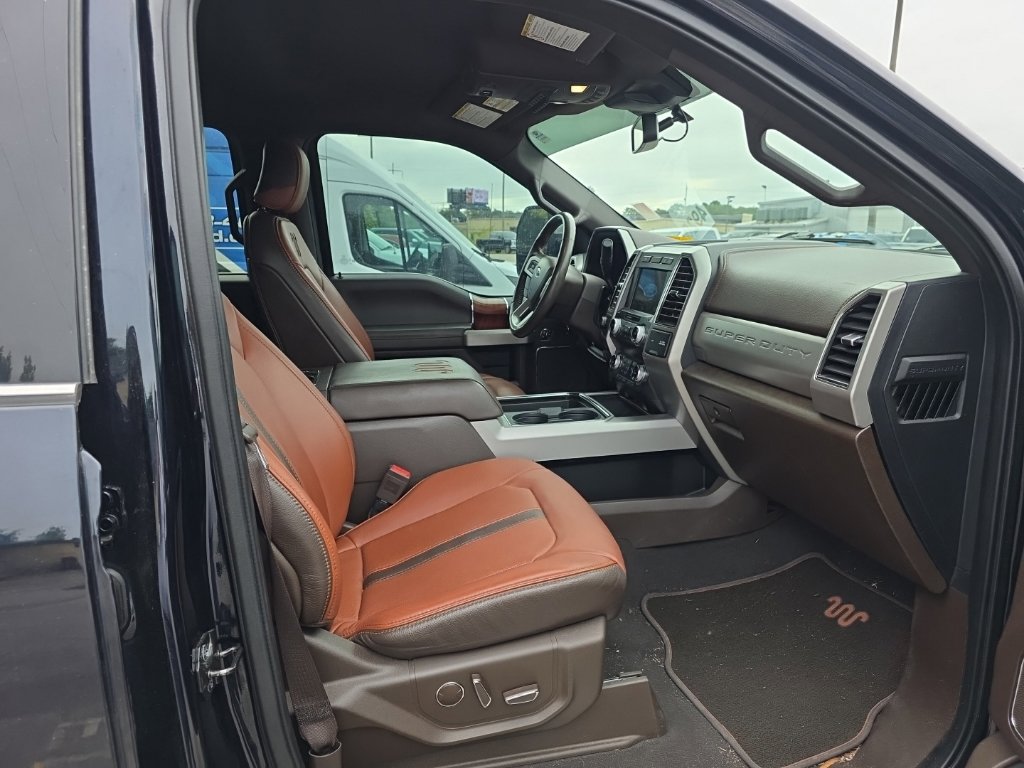 Certified 2021 Ford F250 King Ranch w/ Chrome Package AWD/4WD image 3