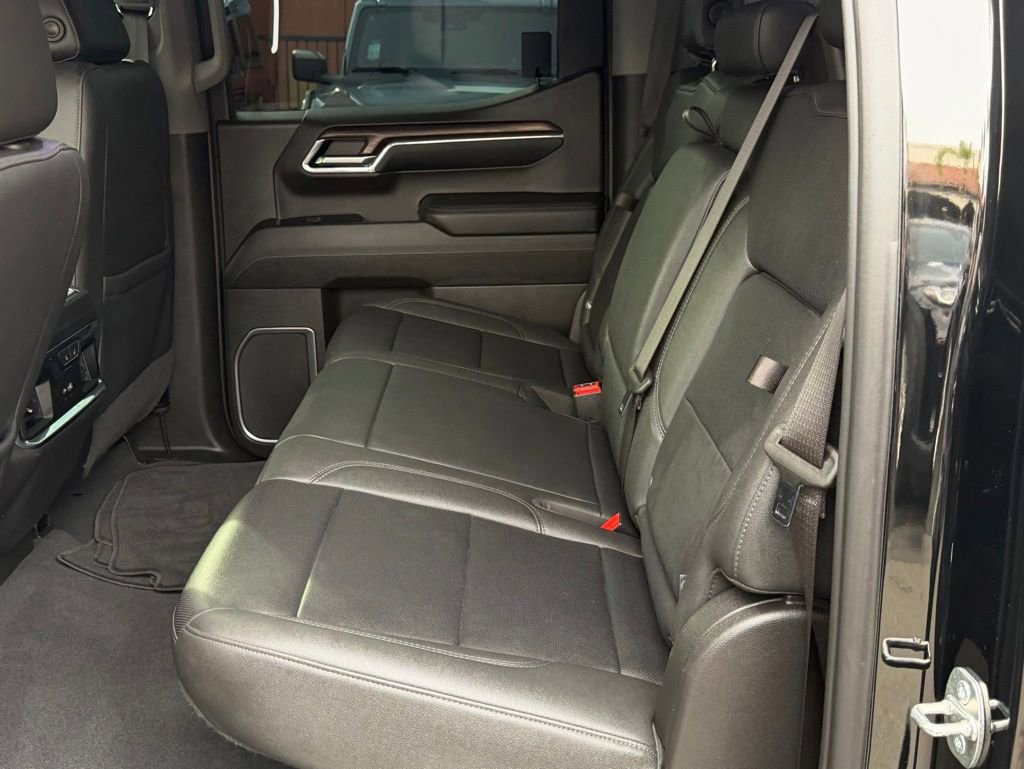 Used 2023 GMC Sierra 1500 SLT w/ SLT Premium Package image 29