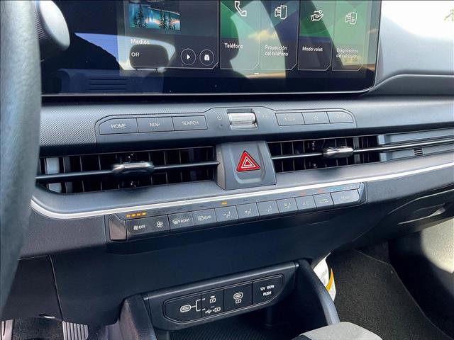 Used 2025 Kia K4 FWD image 20