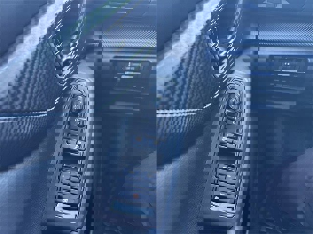 Used 2019 Subaru Crosstrek 2.0i Premium image 16