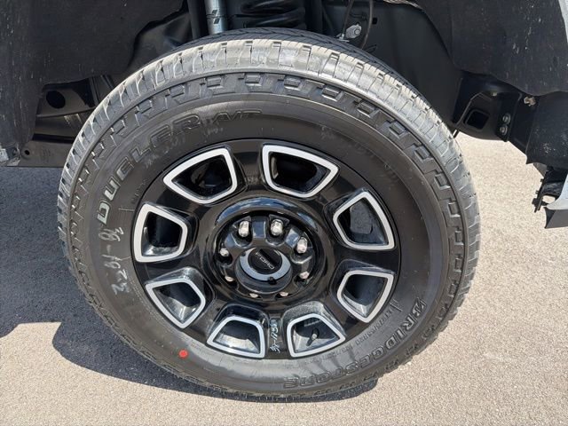 Certified 2024 Ford F350 Lariat w/ Lariat Ultimate Package AWD/4WD image 4