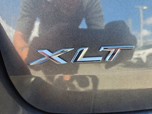 Certified 2020 Ford Explorer XLT w/ Equipment Group 202A image 17