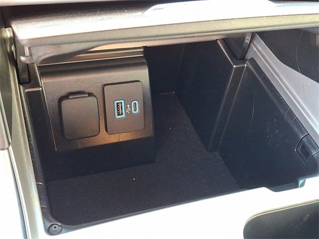 Certified 2024 Ford Explorer XLT w/ Equipment Group 202A image 23