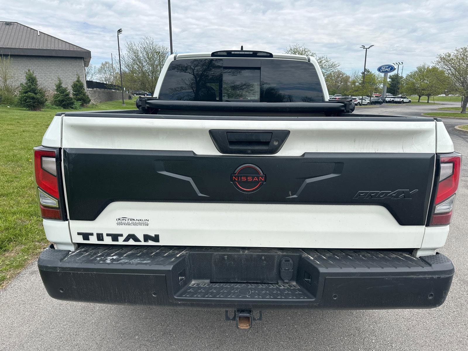 Used 2023 Nissan Titan PRO-4X w/ Off Road Protection Package image 6