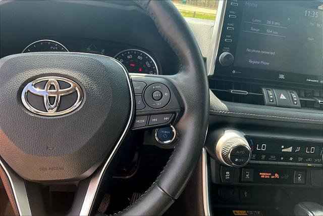 Used 2022 Toyota RAV4 XLE Premium AWD/4WD image 19