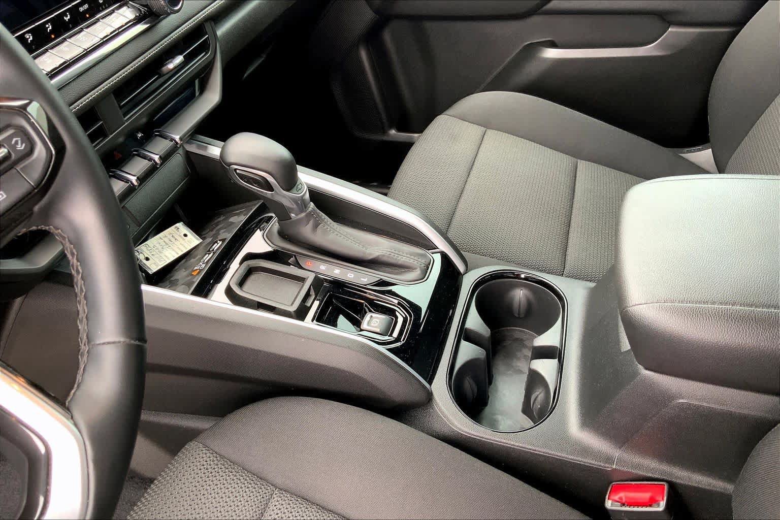 Used 2023 Chevrolet Colorado LT w/ LT Convenience Package II RWD image 16
