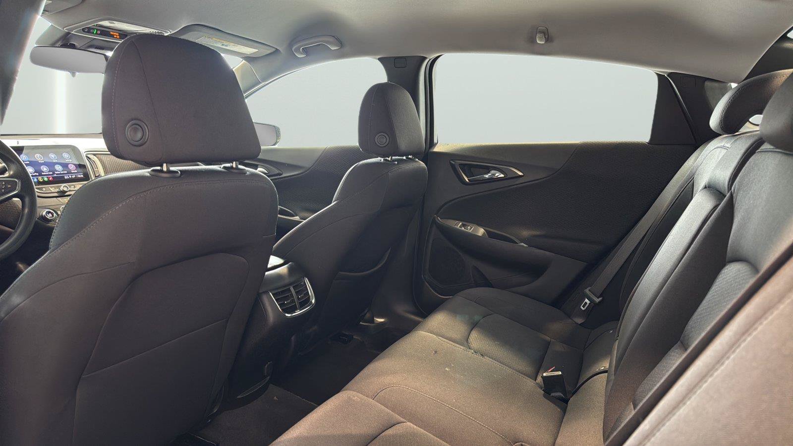Used 2024 Chevrolet Malibu LT FWD image 19
