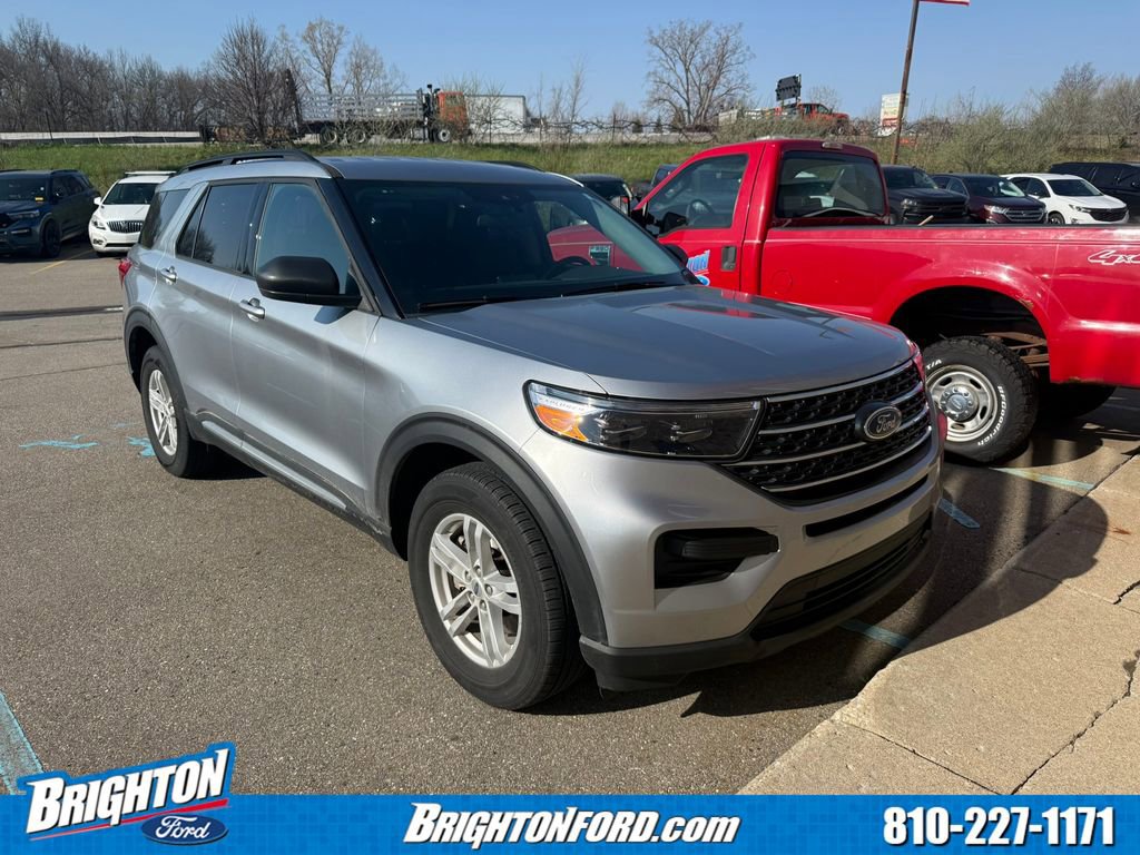 Certified 2023 Ford Explorer XLT w/ Class IV Trailer Tow Package AWD/4WD image 1