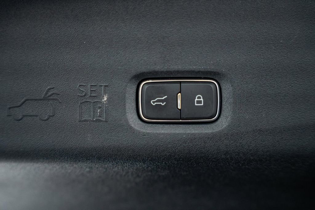 Certified 2025 Ford Expedition Tremor image 14