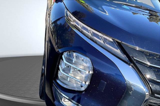 Used 2024 Mitsubishi Outlander SE AWD/4WD image 30