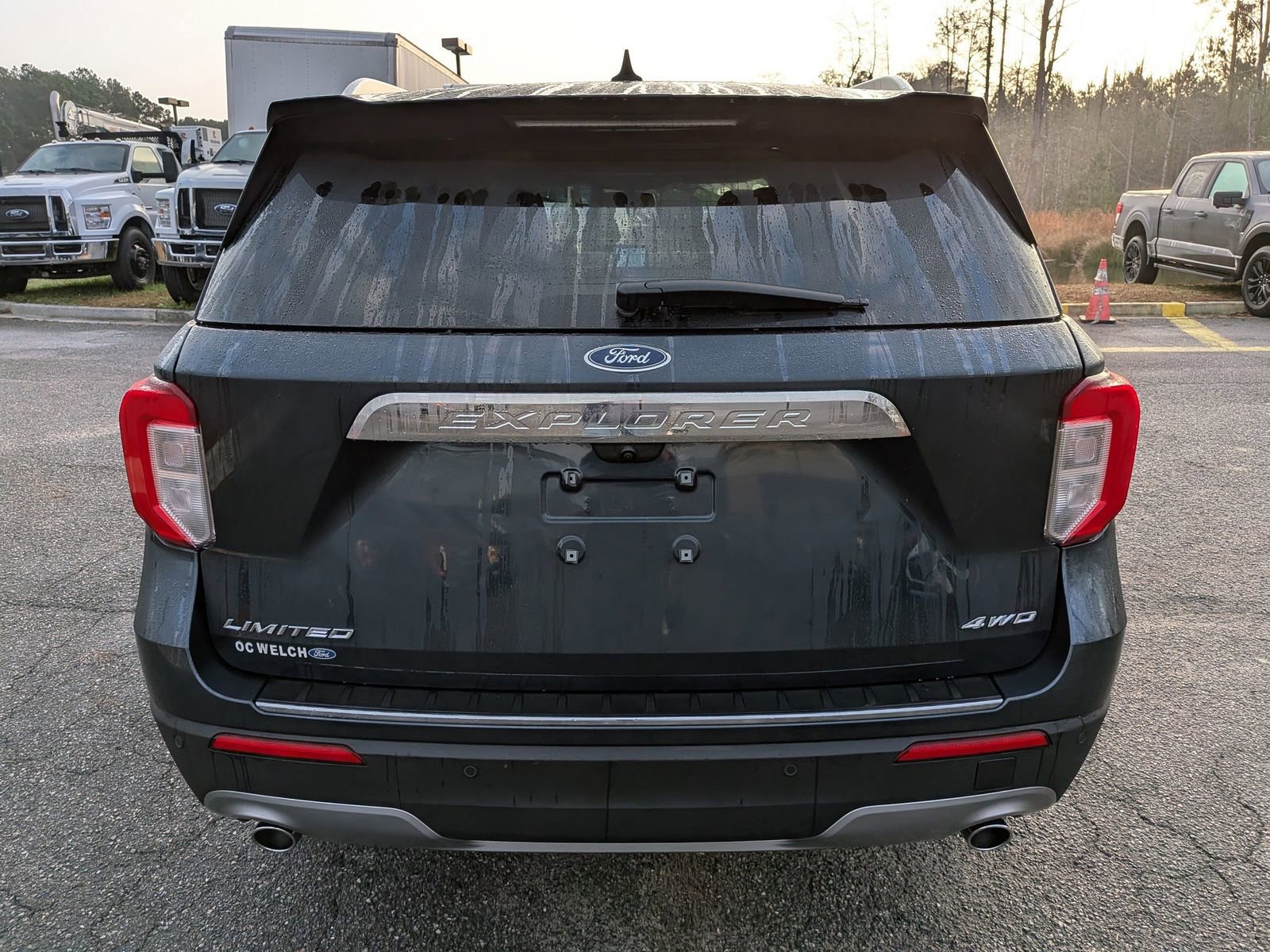 Certified 2023 Ford Explorer Limited w/ Limited Technology Package image 4