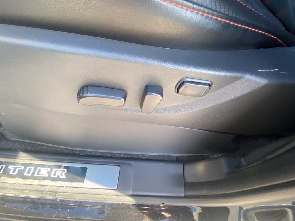 Used 2025 Nissan Frontier PRO-4X w/ Pro Premium Package AWD/4WD image 10