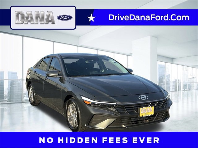 Used 2025 Hyundai Elantra SE image 7