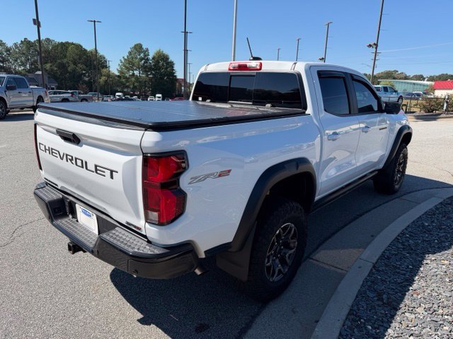 Used 2024 Chevrolet Colorado ZR2 w/ ZR2 Convenience Package III AWD/4WD image 8