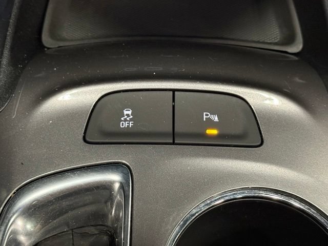 Used 2025 Chevrolet Malibu LT FWD image 33