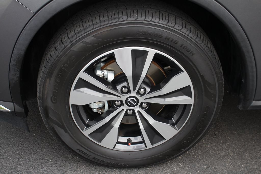 Used 2023 Nissan Murano SV FWD image 14