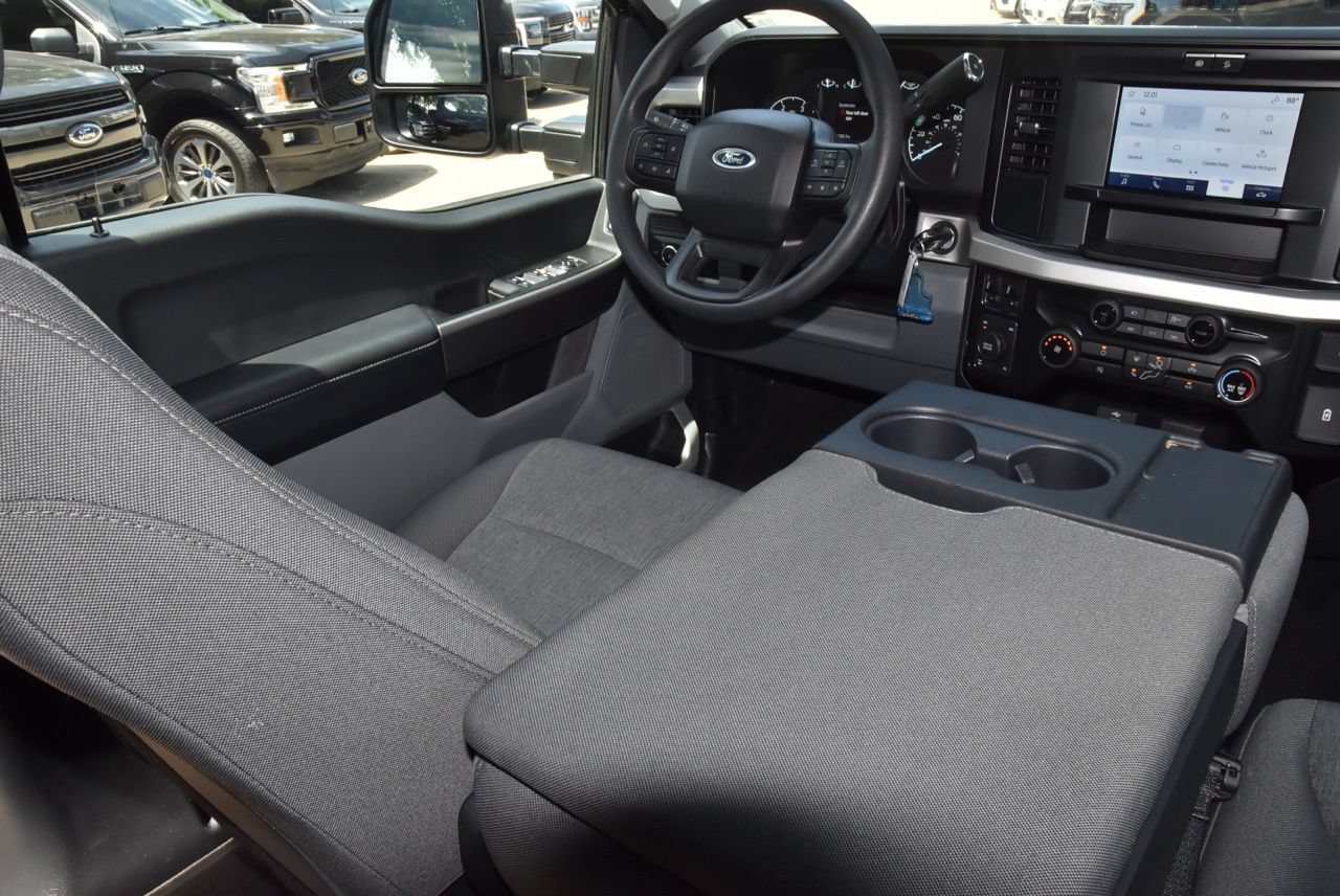 Certified 2025 Ford F350 XL w/ STX Appearance Package AWD/4WD image 15