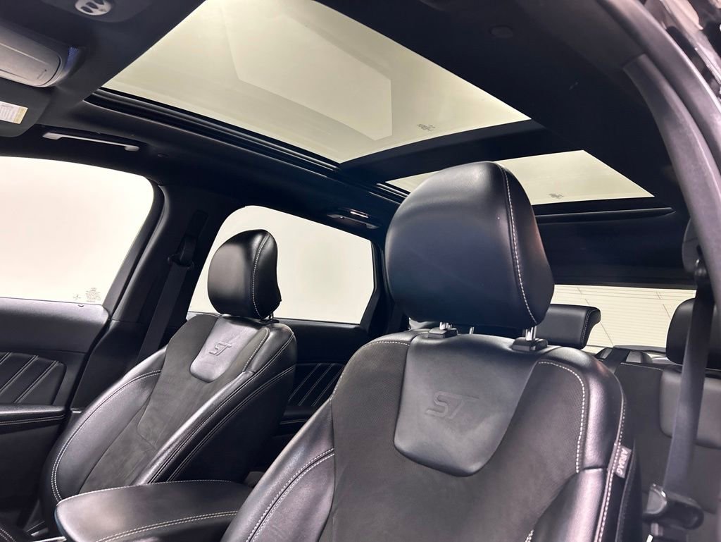 Certified 2019 Ford Edge ST w/ Equipment Group 401A AWD/4WD image 23