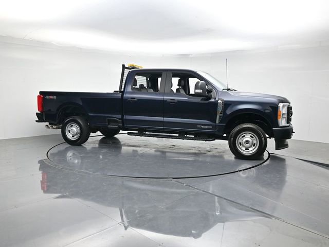 Certified 2023 Ford F250 XL AWD/4WD image 3
