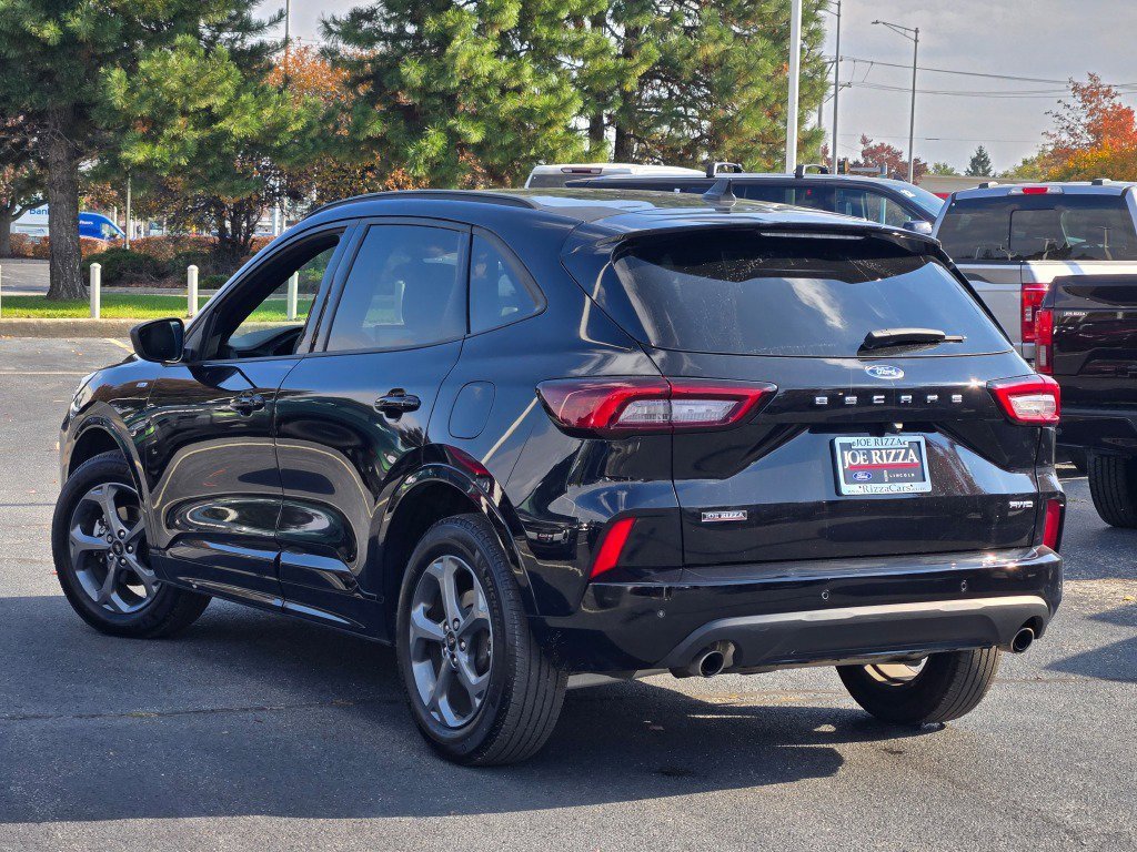 Certified 2023 Ford Escape ST-Line w/ Tech Pack #1 image 13