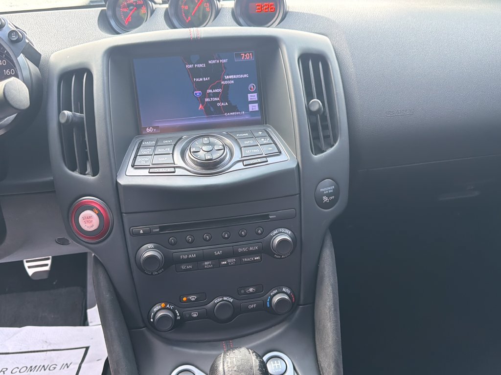 Used 2019 Nissan 370Z NISMO RWD image 22