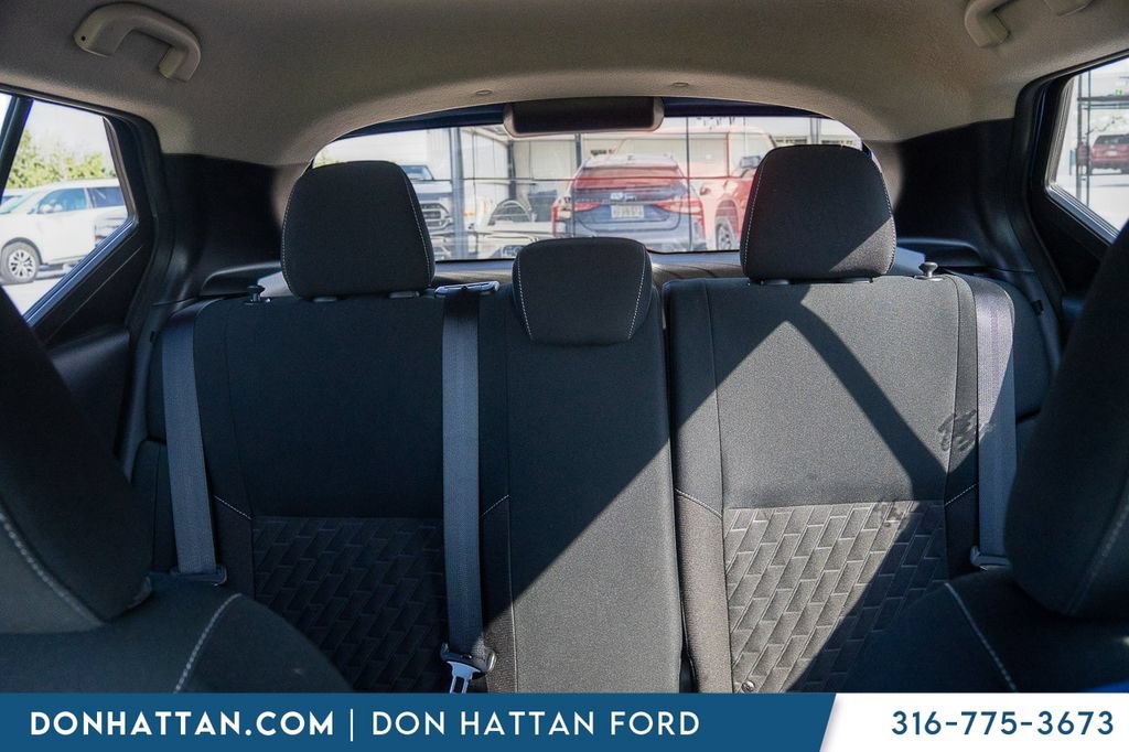 Used 2022 Nissan Kicks S FWD image 17